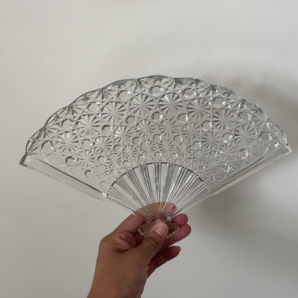 Vintage fan jewelry tray